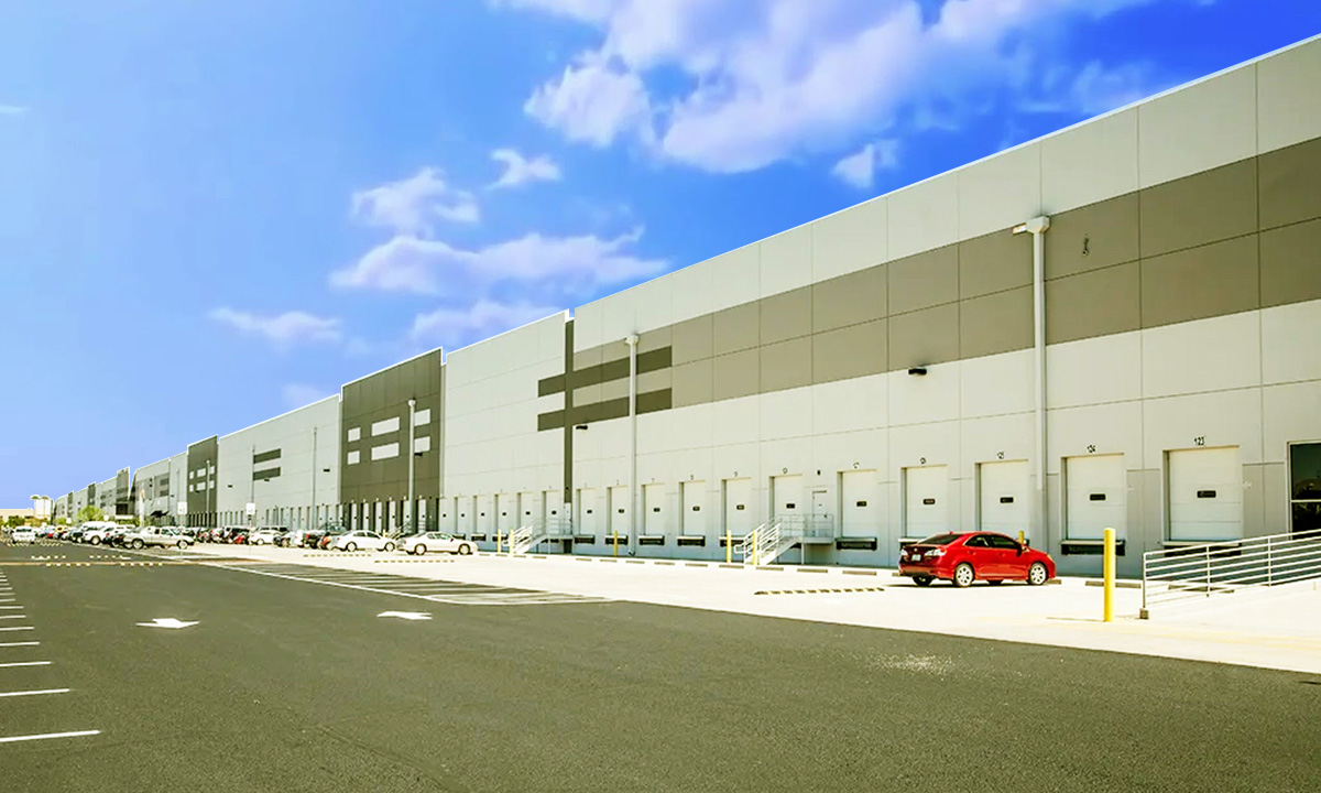 Tai Tien logistics centre
