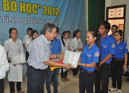 260 Scholarship "Keeping On Schooling" For Poor Students – March 12 2012