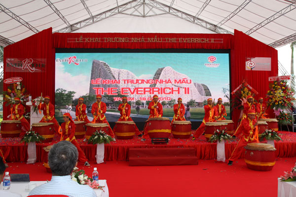 Lễ khai trương nhà mẫu lớn nhất Việt Nam