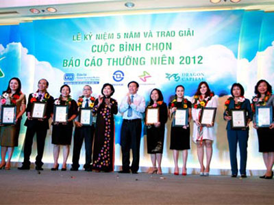 Phát Đạt đoạt giải báo cáo thường niên tốt nhất năm 2012