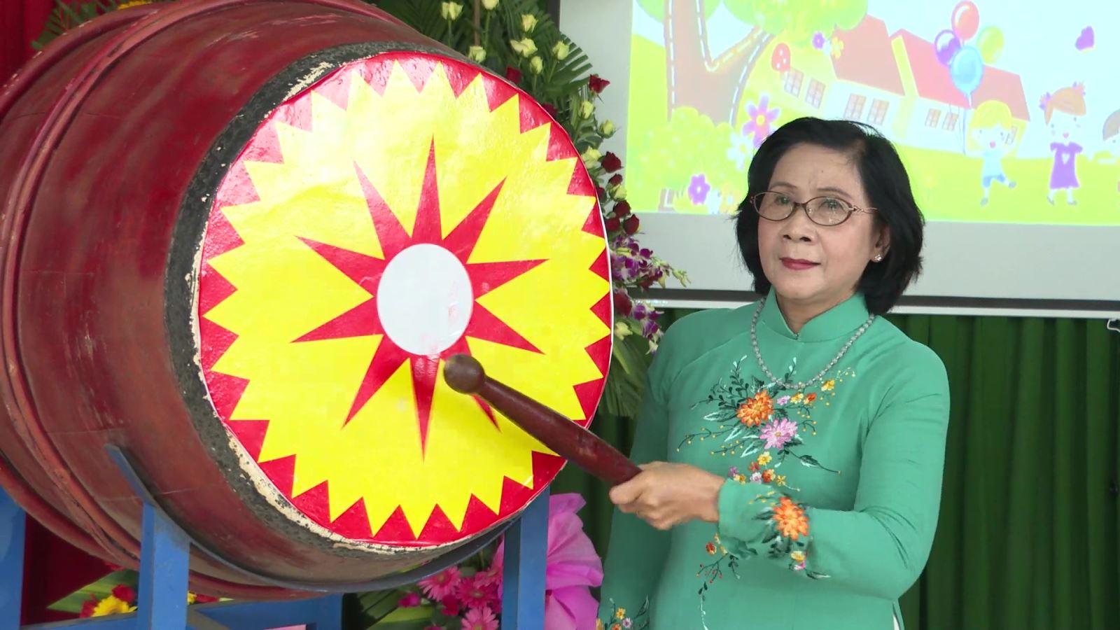 Phát Đạt ủng hộ 200 triệu đồng cho Trung tâm Nuôi dạy trẻ khuyết tật Võ Hồng Sơn
