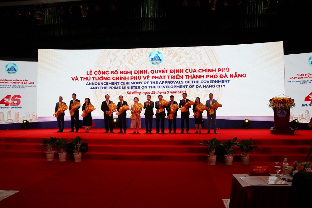 Heading to Da Nang, Phat Dat engages in developing central key economic region