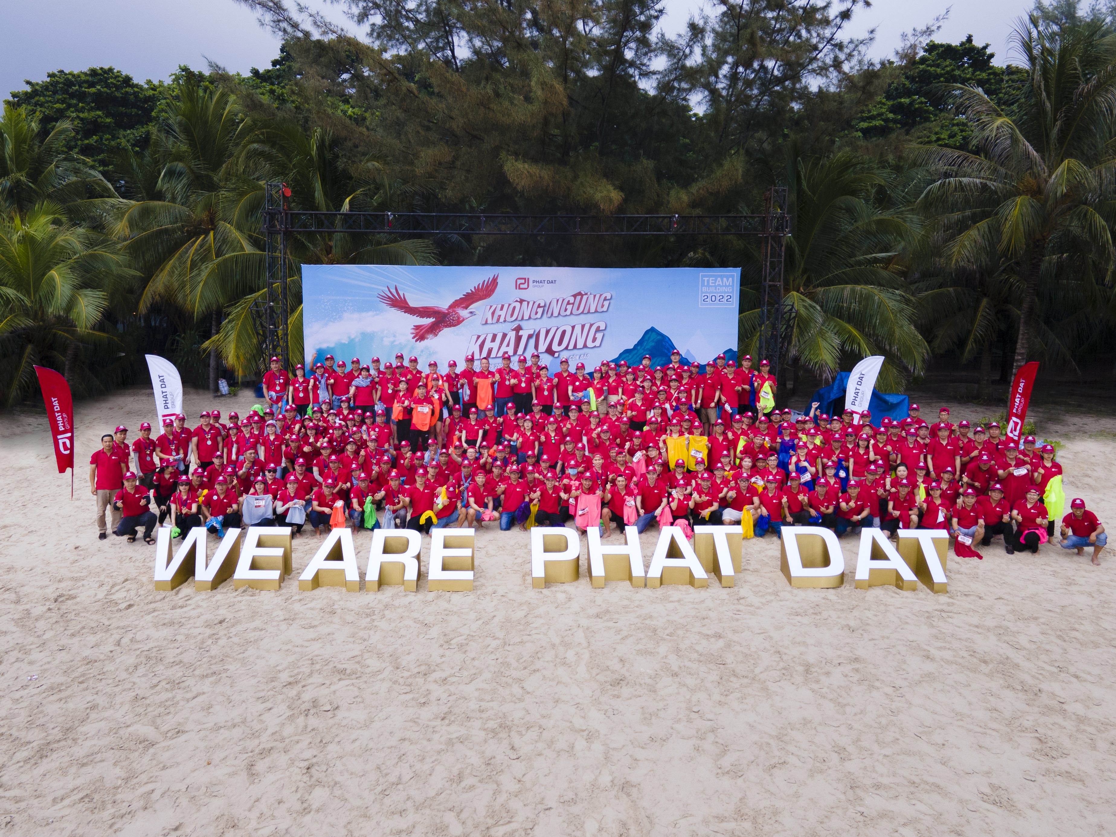 Phát Đạt được vinh danh Top 100 nơi làm việc tốt nhất Việt Nam 2022