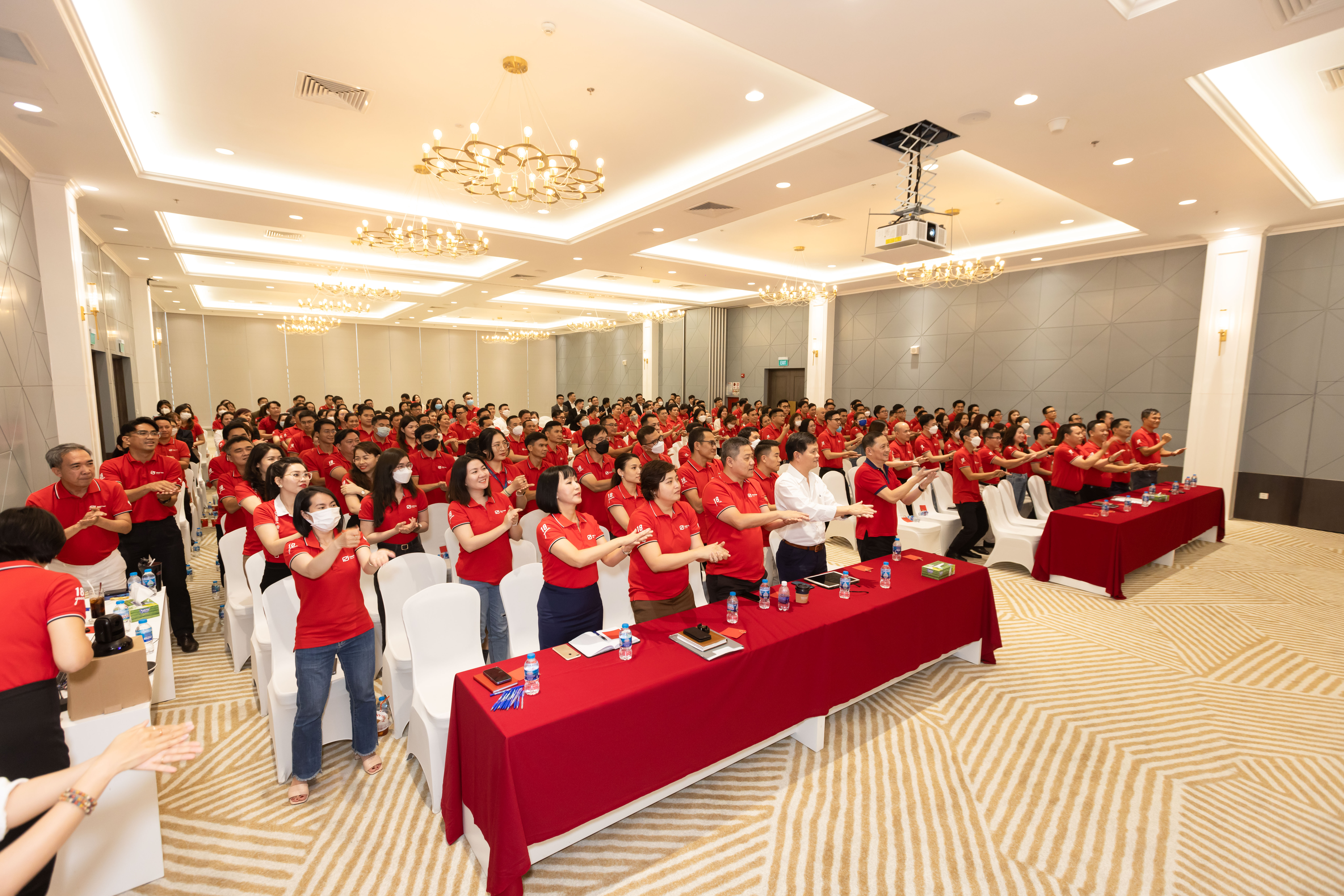 Cách Phát Đạt ứng phó với khó khăn của thị trường
