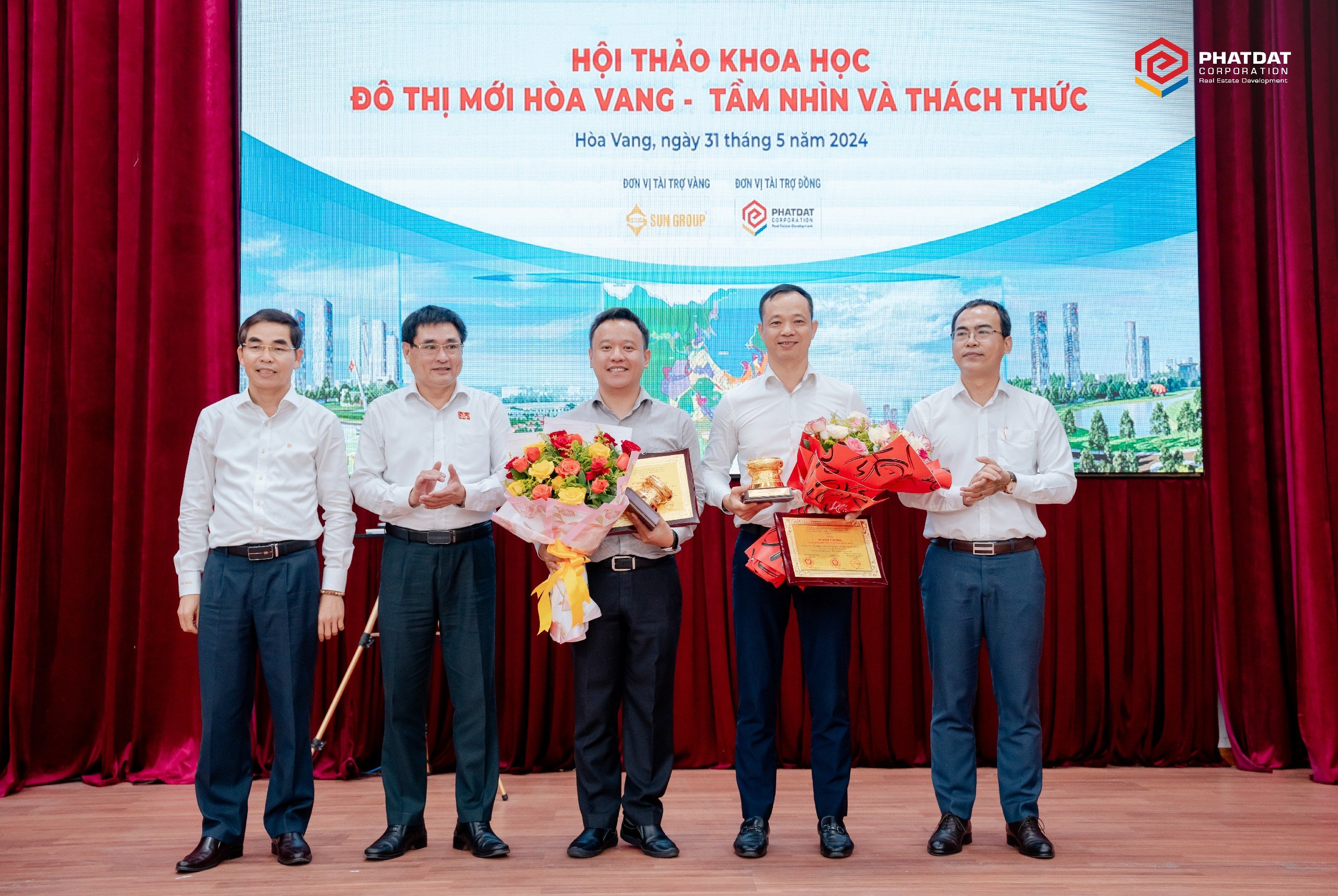 Phat Dat Supports Scientific Seminar on "New Hoa Vang Urban Area – Vision and Challenges"