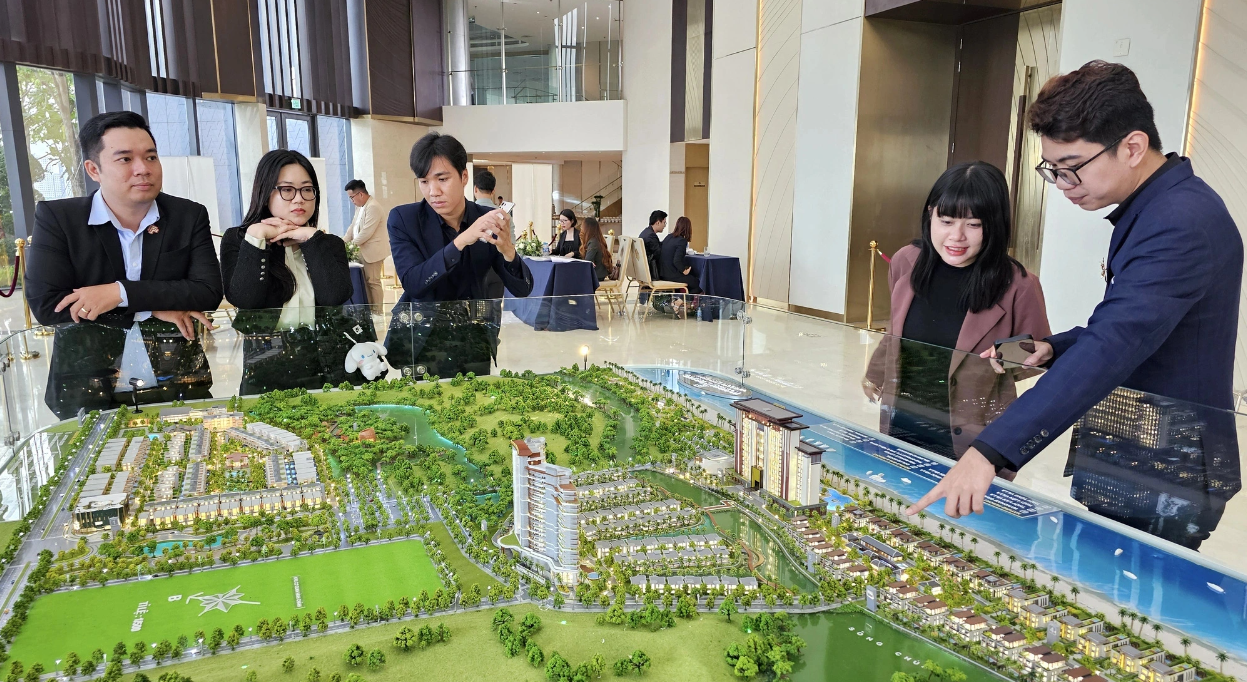 8 tháng, doanh thu kinh doanh bất động sản TP.HCM đạt gần 7 tỉ USD